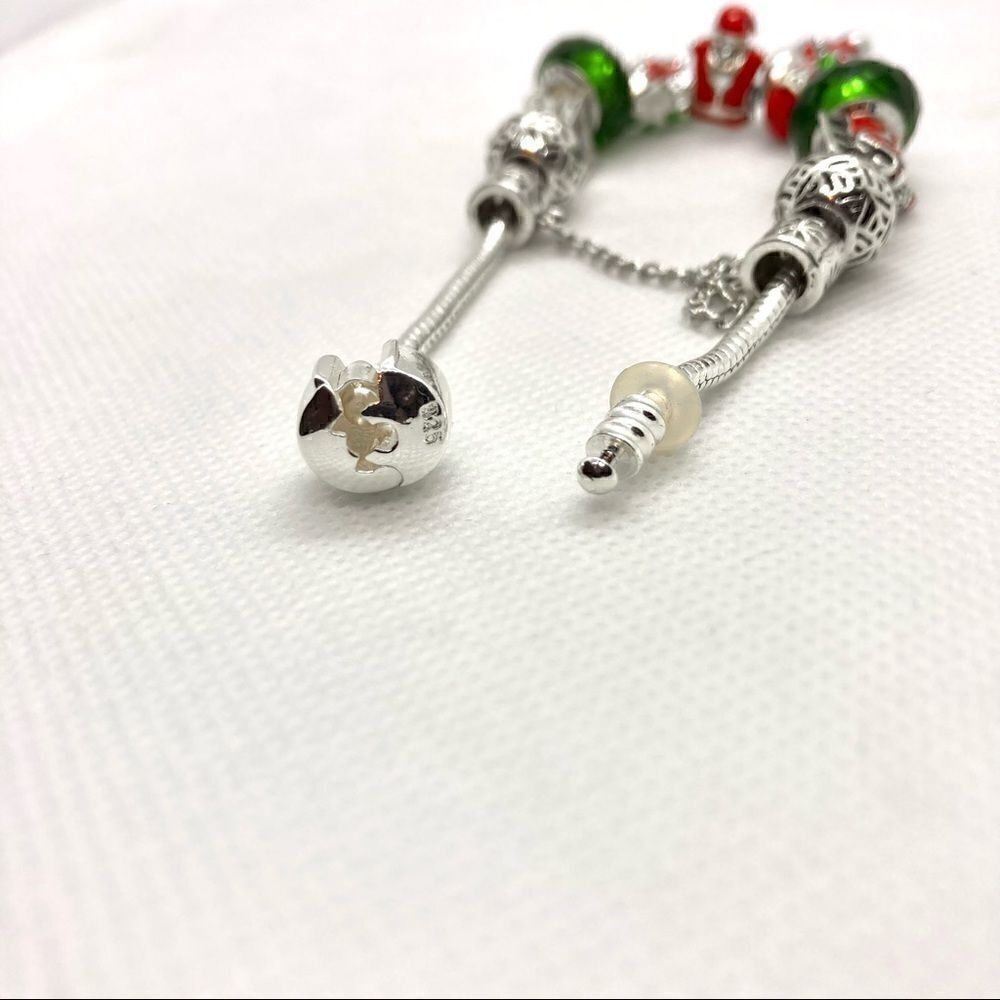 Christmas Charm Bracelet with Stocking - Picture 7 of 9